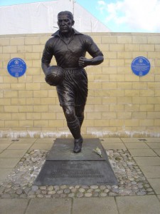 La statua di Dixie Dean